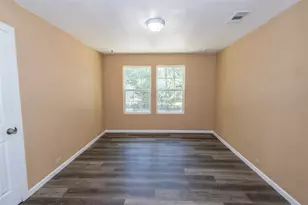 304 Jack Grace Hill Rd, Bowie, TX 76230 - Photo 11