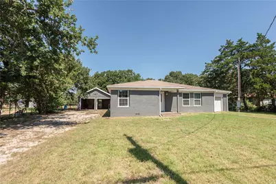 304 Jack Grace Hill Road, Bowie, TX 76230 - Photo 3