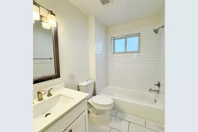 5010 San Jacinto Street #201, Dallas, TX 75206 - Photo 5