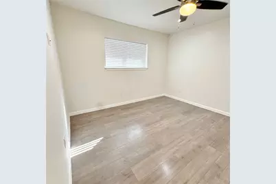 5010 San Jacinto Street #201, Dallas, TX 75206 - Photo 9
