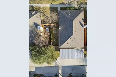 2306 Carol Good Lane, Carrollton, TX 75006 - Photo 17