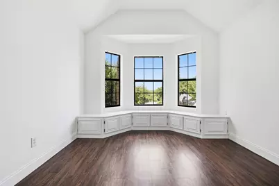 6701 Mt Vernon Court, Arlington, TX 76017 - Photo 29