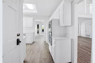 6701 Mt Vernon Court, Arlington, TX 76017 - Photo 13