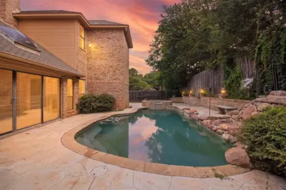 6701 Mt Vernon Court, Arlington, TX 76017 - Photo 5