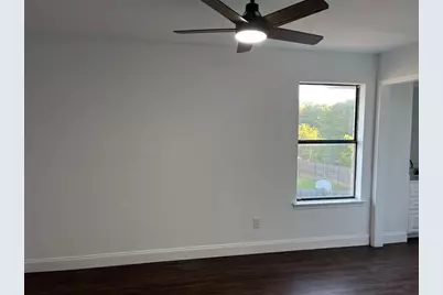 6701 Mt Vernon Court, Arlington, TX 76017 - Photo 9