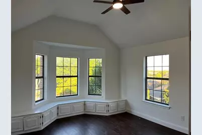 6701 Mt Vernon Court, Arlington, TX 76017 - Photo 7