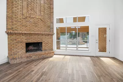 6701 Mt Vernon Court, Arlington, TX 76017 - Photo 9