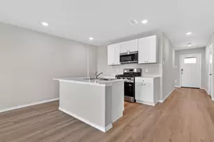 16788 Laguna Vis St, Fort Worth, TX 76247 - Photo 3