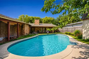 1518 Camelia Dr, Lewisville, TX 75067 - Photo 1