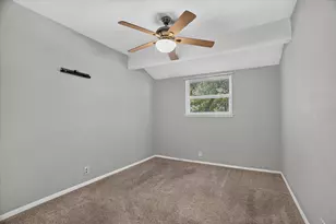 186 Garnet Rd, Springtown, TX 76082 - Photo 19
