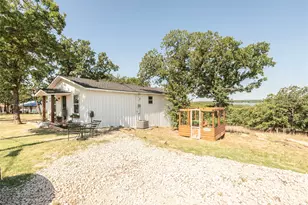 375 Nocona Dr, Nocona, TX 76255 - Photo 9