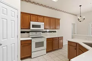 3860 Gillespie Dr, Carrollton, TX 75010 - Photo 13