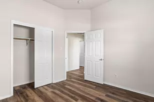 3860 Gillespie Dr, Carrollton, TX 75010 - Photo 23