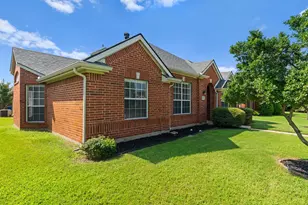 3860 Gillespie Dr, Carrollton, TX 75010 - Photo 29