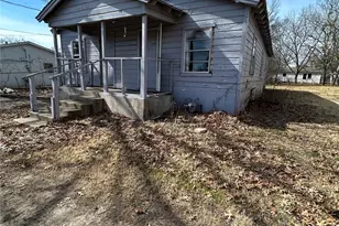 1116 S Catherine St, Terrell, TX 75160 - Photo 1