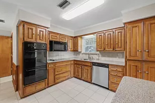 2417 Peachtree Ln, Plano, TX 75074 - Photo 11