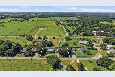 538 W Hughes Street, Collinsville, TX 76233 - Photo 3