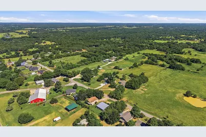 538 W Hughes Street, Collinsville, TX 76233 - Photo 11