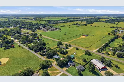 538 W Hughes Street, Collinsville, TX 76233 - Photo 5