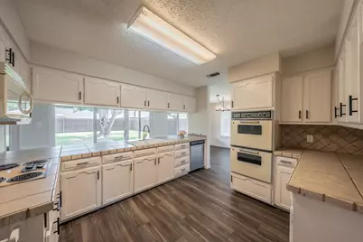 1100 Purdue Drive, Arlington, TX 76012 - Photo 15