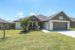 956 Sam St, Springtown, TX 76082 - Photo 3