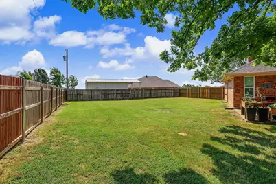 202 Daniel Court, Collinsville, TX 76233 - Photo 33