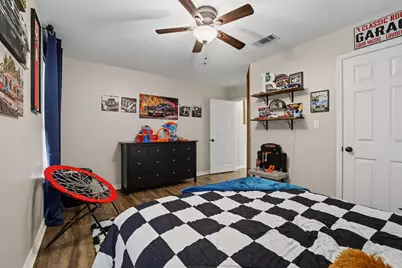 202 Daniel Court, Collinsville, TX 76233 - Photo 21