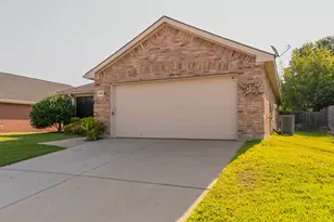 13048 Fencerow Rd, Fort Worth, TX 76244 - Photo 3
