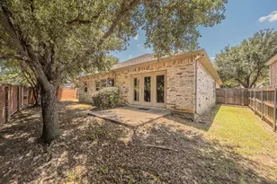 5896 Vista Heights Ln, Grand Prairie, TX 75052 - Photo 35