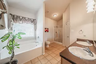 5896 Vista Heights Ln, Grand Prairie, TX 75052 - Photo 27
