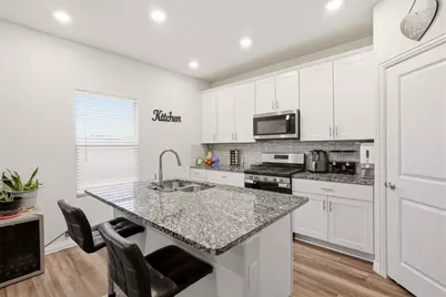 10529 Smiths Bend Road, Fort Worth, TX 76126 - Photo 9