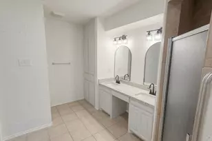 215 Mountainview Dr, Hurst, TX 76054 - Photo 11