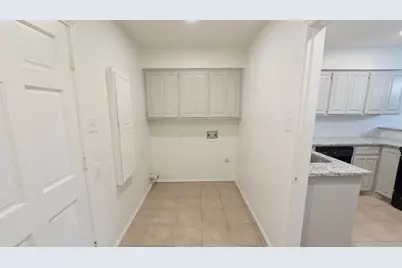 215 Mountainview Drive, Hurst, TX 76054 - Photo 15