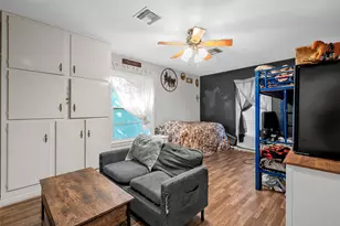 301 N 40th St, Waco, TX 76710 - Photo 7