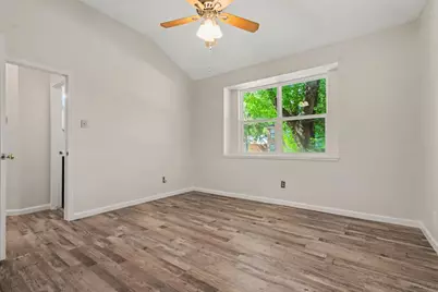 4337 Harvest Hill Road, Carrollton, TX 75010 - Photo 23