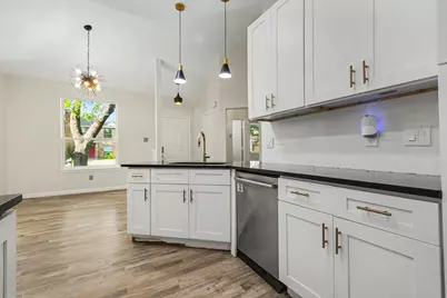 4337 Harvest Hill Road, Carrollton, TX 75010 - Photo 11