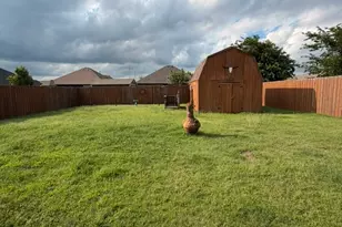 1012 Porter Pl, Sanger, TX 76266 - Photo 5