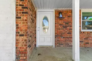 6620 Bernadine Dr, Watauga, TX 76148 - Photo 5