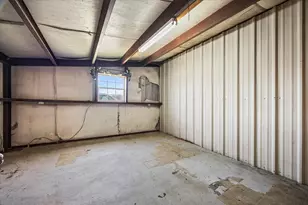 2210 Co Rd 1076, Celeste, TX 75423 - Photo 29