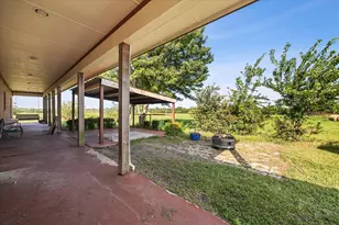 2210 Co Rd 1076, Celeste, TX 75423 - Photo 21