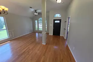 5856 Echo Bluff Dr, Haltom City, TX 76137 - Photo 3