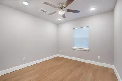 801 Sunny Slope Drive, Allen, TX 75002 - Photo 9