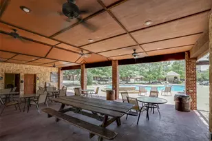 1429 Fox Run Dr, Irving, TX 75063 - Photo 29