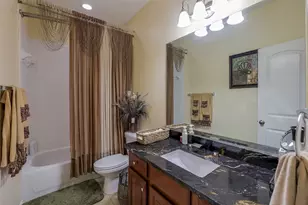 1429 Fox Run Dr, Irving, TX 75063 - Photo 23