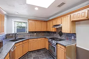 8205 Alsace Ct, Fort Worth, TX 76134 - Photo 11