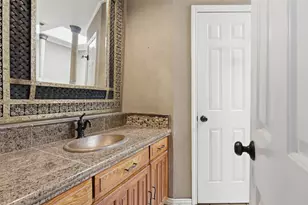 8205 Alsace Ct, Fort Worth, TX 76134 - Photo 17