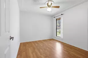 8205 Alsace Ct, Fort Worth, TX 76134 - Photo 17