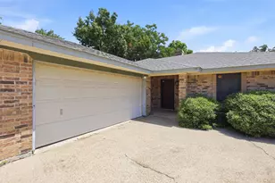 8205 Alsace Ct, Fort Worth, TX 76134 - Photo 33