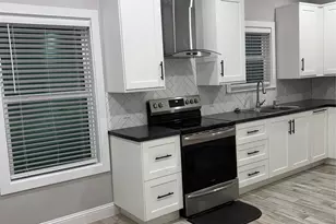 1131 W Sterrett Rd, Waxahachie, TX 75167 - Photo 9