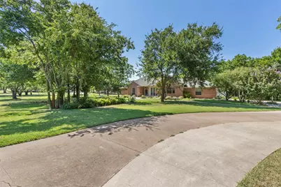4516 Pecan Meadow Court, Fort Worth, TX 76140 - Photo 7